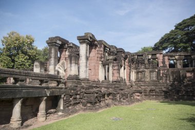 Khmer Tapınağı kalıntıları Provinz Nakhon Ratchasima Tayland Isan içinde Phimai şehir içinde Phimai Festivali'nde Phimai tarihi park. Tayland, Phimai, Kasım, 2017