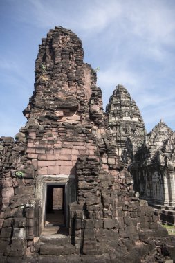 Khmer Tapınağı kalıntıları Provinz Nakhon Ratchasima Tayland Isan içinde Phimai şehir içinde Phimai Festivali'nde Phimai tarihi park. Tayland, Phimai, Kasım, 2017