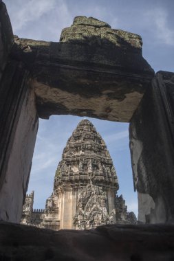 Khmer Tapınağı kalıntıları Provinz Nakhon Ratchasima Tayland Isan içinde Phimai şehir içinde Phimai Festivali'nde Phimai tarihi park. Tayland, Phimai, Kasım, 2017