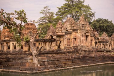 khmer Prasat Muang Tam bir kuzeydoğu Tayland Buri Ram il Tapınağı kalıntıları. Tayland, Buriram, Kasım, 2017.
