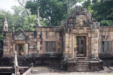 khmer Prasat Muang Tam bir kuzeydoğu Tayland Buri Ram il Tapınağı kalıntıları. Tayland, Buriram, Kasım, 2017.