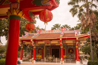 Buriram kuzeydoğu Tayland Isan Buri Ram il, şehir merkezinde şehrin ayağı tapınak Çince tapınakta. Tayland, Buriram, Kasım, 2017.