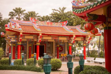 Buriram kuzeydoğu Tayland Isan Buri Ram il, şehir merkezinde şehrin ayağı tapınak Çince tapınakta. Tayland, Buriram, Kasım, 2017.