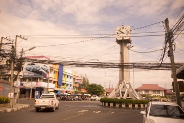 Saat Kulesi Buriram kuzeydoğu Tayland Isan Buri Ram il, şehir merkezinde. Tayland, Buriram, Kasım, 2017.