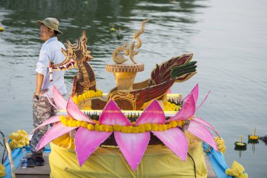 Buriram şehir Isan kuzeydoğu Tayland Buri Ram il Loy Krathong Festivali. Tayland, Buriram, Kasım, 2017.