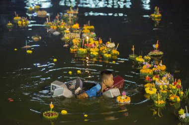Buriram şehir Isan kuzeydoğu Tayland Buri Ram il Loy Krathong Festivali. Tayland, Buriram, Kasım, 2017.