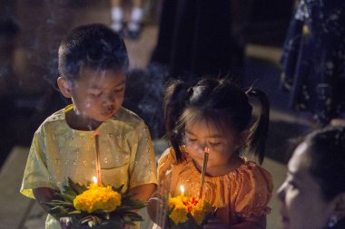 Buriram şehir Isan kuzeydoğu Tayland Buri Ram il Loy Krathong Festivali. Tayland, Buriram, Kasım, 2017.