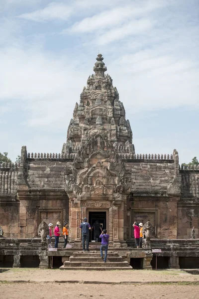 khmer Phanom basamak Historical Park Isan kuzeydoğu Tayland Buri Ram il Tapınağı kalıntıları. Tayland, Buriram, Kasım, 2017.