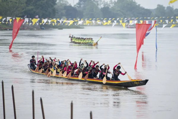 Das Traditionelle Langbootrennen Auf Dem Mun Fluss Der Stadt Satuek — Stockfoto