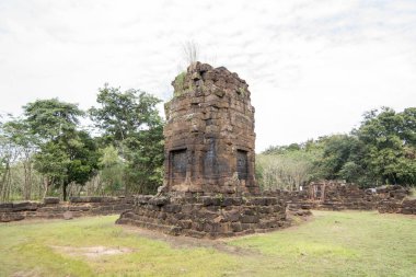 Prasat Wat Kok Ngew, Köyü, Sigara Suwan Buriram şehir Isan kuzeydoğu Tayland Buri Ram eyaletinin güneyinde. Tayland, Buriram, Kasım, 2017.