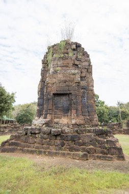 Prasat Wat Kok Ngew, Köyü, Sigara Suwan Buriram şehir Isan kuzeydoğu Tayland Buri Ram eyaletinin güneyinde. Tayland, Buriram, Kasım, 2017.