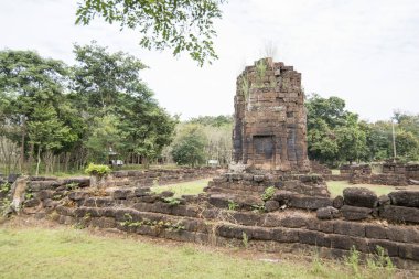 Prasat Wat Kok Ngew, Köyü, Sigara Suwan Buriram şehir Isan kuzeydoğu Tayland Buri Ram eyaletinin güneyinde. Tayland, Buriram, Kasım, 2017.