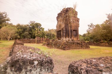 Prasat Wat Kok Ngew, Köyü, Sigara Suwan Buriram şehir Isan kuzeydoğu Tayland Buri Ram eyaletinin güneyinde. Tayland, Buriram, Kasım, 2017.