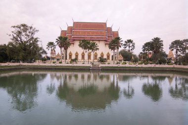 Wat Klang Buriram kuzeydoğu Tayland Isan Buri Ram il, şehir merkezinde. Tayland, Buriram, Kasım, 2017.