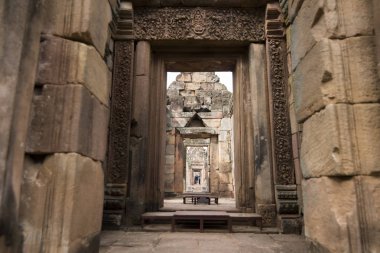 khmer Prasat Muang Tam bir kuzeydoğu Tayland Buri Ram il Tapınağı kalıntıları. Tayland, Buriram, Kasım, 2017.