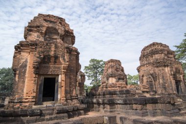 khmer Prasat Muang Tam bir kuzeydoğu Tayland Buri Ram il Tapınağı kalıntıları. Tayland, Buriram, Kasım, 2017.