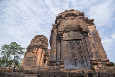 khmer Prasat Muang Tam bir kuzeydoğu Tayland Buri Ram il Tapınağı kalıntıları. Tayland, Buriram, Kasım, 2017.