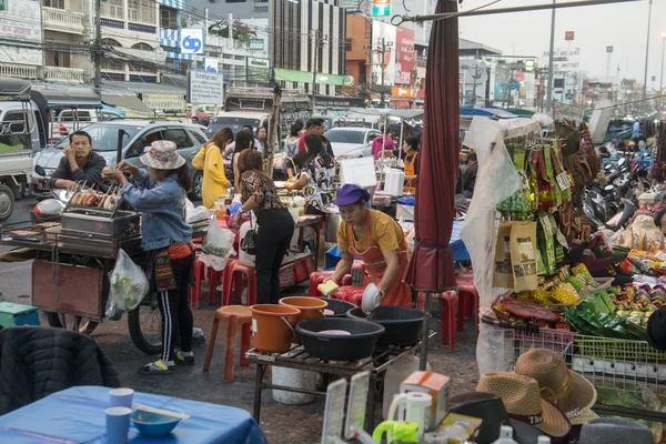 Mercado Nocturno Mercado Fronterizo Frente Frontera Tailandesa Ciudad Mae Sai —  Fotos de Stock