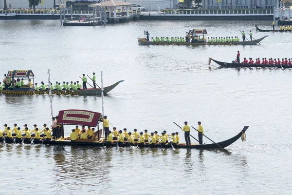 Esempio Della Processione Reale Della Chiatta Sul Fiume Chao Phraya — Foto Stock