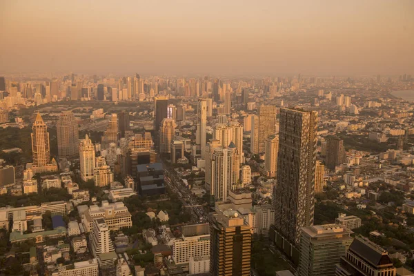 Horizonte Desde Parte Superior Del Tejado Del Edificio Maha Nakhon —  Fotos de Stock