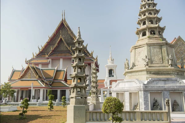 Tempio Wat Kanlayanamit Presso Fiume Chao Phraya Thonburi Nella Città — Foto Stock