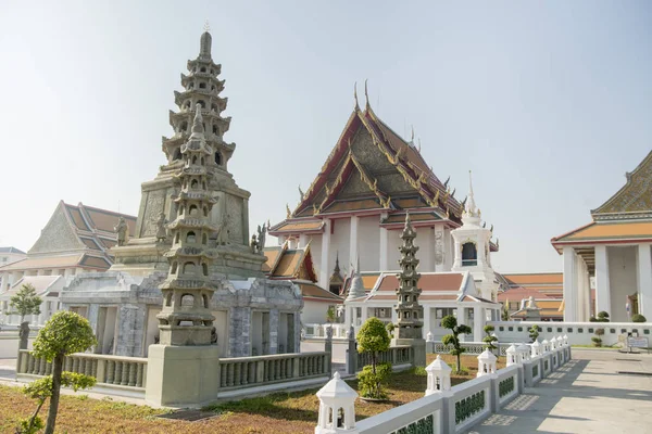 Templo Wat Kanlayanamit Río Chao Phraya Thonburi Ciudad Bangkok Tailandia —  Fotos de Stock