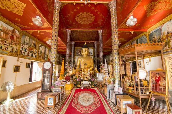 TAILANDIA LAMPHUN WAT PHRA QUE HARIPHUNCHAI — Foto de Stock