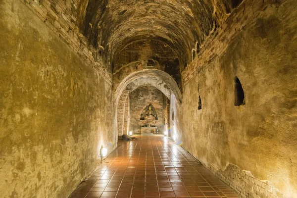 Tayland Chiang Mai Wat Umong
