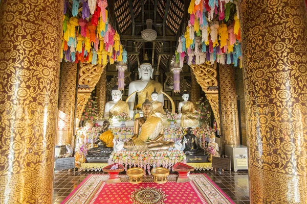 THAILAND CHIANG MAI WAT INTHAKHIN — kuvapankkivalokuva