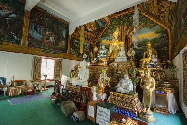 TAILANDIA CHIANG MAI WAT OU SAI KHAM — Foto de Stock