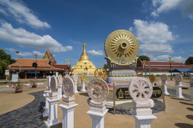 Wat Phra Borommathat Chediyaram, Kuzey Tayland 'ın Kamphaeng Phet şehrindeki Kamphaeng Phet kasabasında. Tayland, Kamphaeng Phet, Kasım 2019