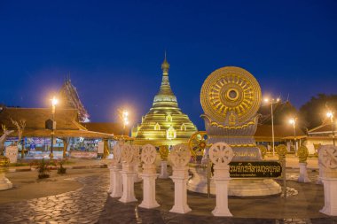 Wat Phra Borommathat Chediyaram, Kuzey Tayland 'ın Kamphaeng Phet şehrindeki Kamphaeng Phet kasabasında. Tayland, Kamphaeng Phet, Kasım 2019