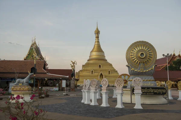 タイ北部のカンペン ペット県のカンペン ペットの町にあるワット ボロマート チェディヤラム Kampheng Phet 2019年11月 — ストック写真