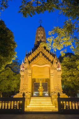 Kuzey Tayland 'ın Kamphaeng Phet eyaletindeki Kamphaeng Phet kasabasındaki Şehir Tapınağı. Tayland, Kamphaeng Phet, Kasım 2019