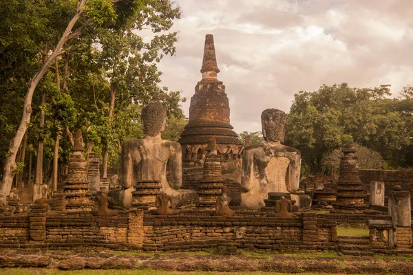 Estátua Buda Wat Phra Kaeo Parque Histórico Cidade Kamphaeng Phet — Fotografia de Stock