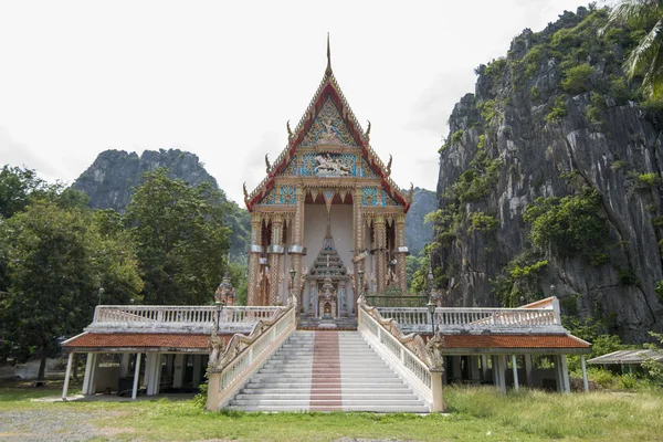 Wat Khao Daeng Temple Sam Roi Yot Nationalpark Pobliżu Miasta — Zdjęcie stockowe