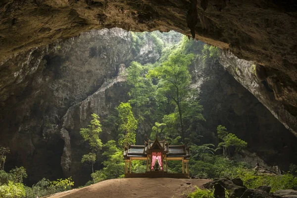 Tham Phraya Nakhon Mağarası Nın Khua Kharuehat Pavilyonu Tayland Güneyindeki — Stok fotoğraf