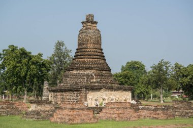 Wat Chedi Si Hong Tayland 'ın Provinz Sukhothai şehrindeki Sukhothai' deki tarihi parkta. Tayland, Sukhothai, Kasım 2019