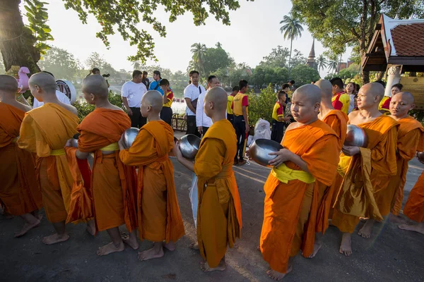 Buddhistisk Munkceremoni Vid Loy Krathong Festival Den Historiska Parken Sukhothai — Stockfoto