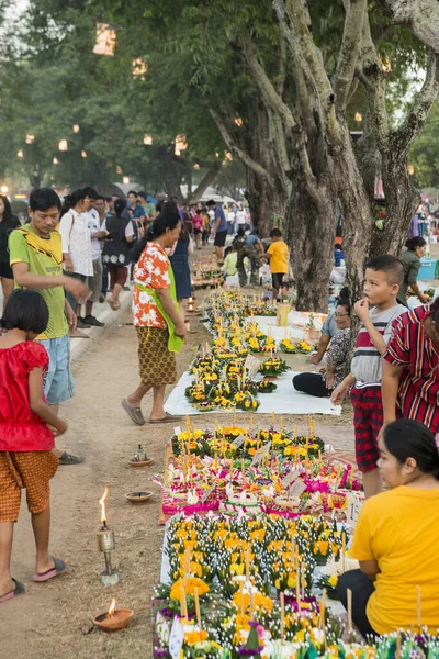 Een Kleine Winkel Met Handgemaakte Krathong Het Loy Krathong Festival — Stockfoto