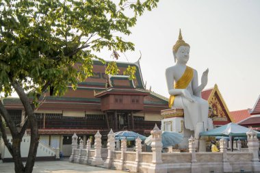 Tayland 'ın Provinz Sukhothai şehrindeki Sukhothai şehrinde Wat Ratchathani. Tayland, Sukhothai, Kasım 2019