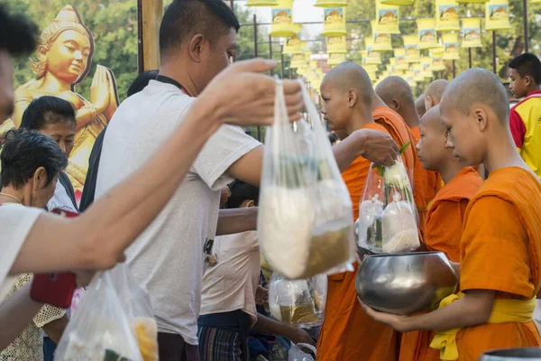 Церемония Монахов Буддизма Фестивале Лой Кратонг Историческом Парке Сукхотай Провинции — стоковое фото