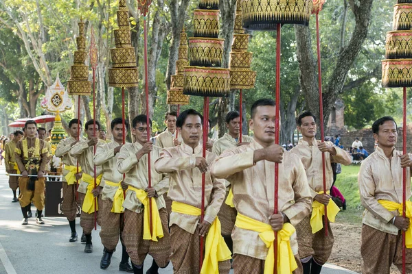 Hagyományos Dresst Thai Emberek Loy Krathong Fesztivál Történelmi Park Sukhothai — Stock Fotó