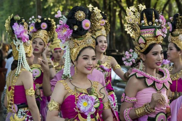 Traditional Dresst Thai People Loy Krathong Festival Historical Park Sukhothai — Stock Photo, Image