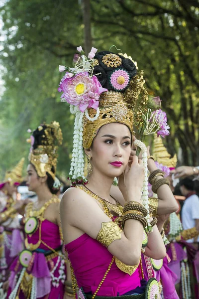 Traditional Dresst Thai People Loy Krathong Festival Historical Park Sukhothai — Stock Photo, Image
