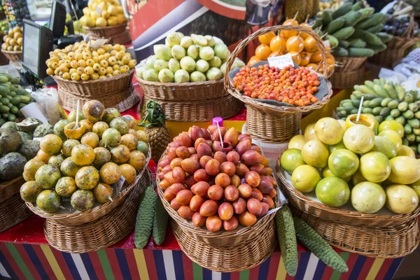 Tropiska Frukter Vid Mercado Dos Lavradores Centrum Funchal Madeira Portugal — Stockfoto