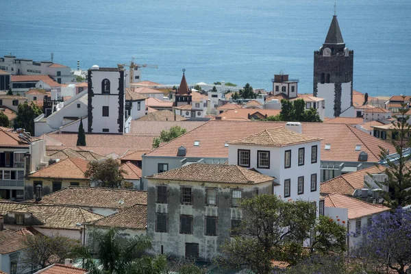 位于葡萄牙马德拉岛上的Funchal市中心 葡萄牙 马德拉 2018年4月 — 图库照片