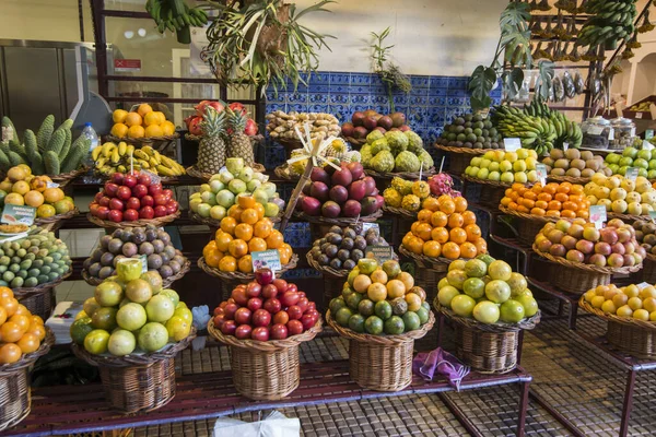 Frutos Tropicais Mercado Dos Lavradores Centro Cidade Funchal Ilha Madeira — Fotografia de Stock