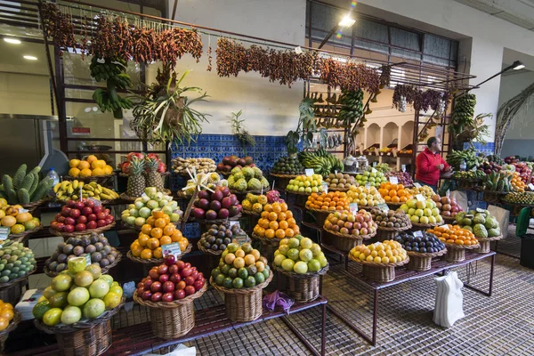 Owoce Tropikalne Mercado Dos Lavradores Centrum Funchal Maderze Portugalii Portugalia — Zdjęcie stockowe