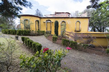 Quinta Jardins do Imperador, Portekiz 'in Madeira Adası' ndaki Funchal şehir merkezi yakınlarındaki Monte 'deki Emperior Gardens' ın yeniden açılması üzerine kurulmuştur. Portekiz, Madeira, Nisan 2018